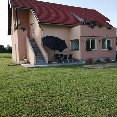 Апартаменты Apartman Vidovic Кореница Экстерьер фото